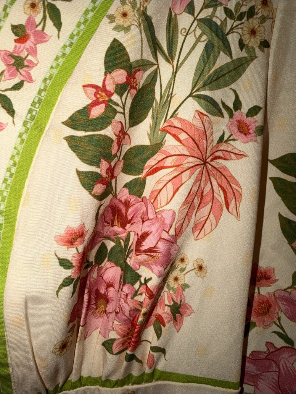 Cream Floral V-Neck Women’s Dress with Pink Accents - Picture 4 of 4